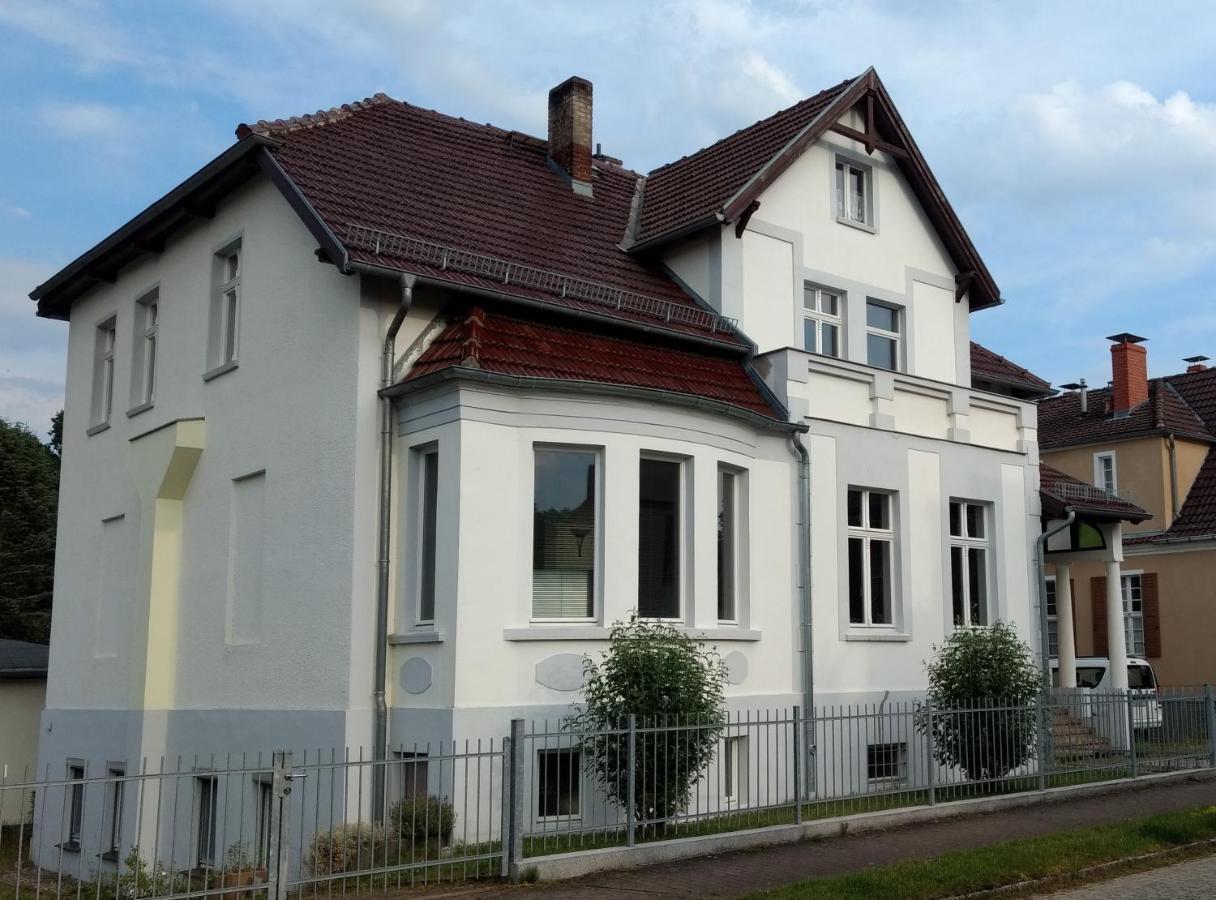 Pension-Fuerstenberghavel Sans Rival Extérieur photo
