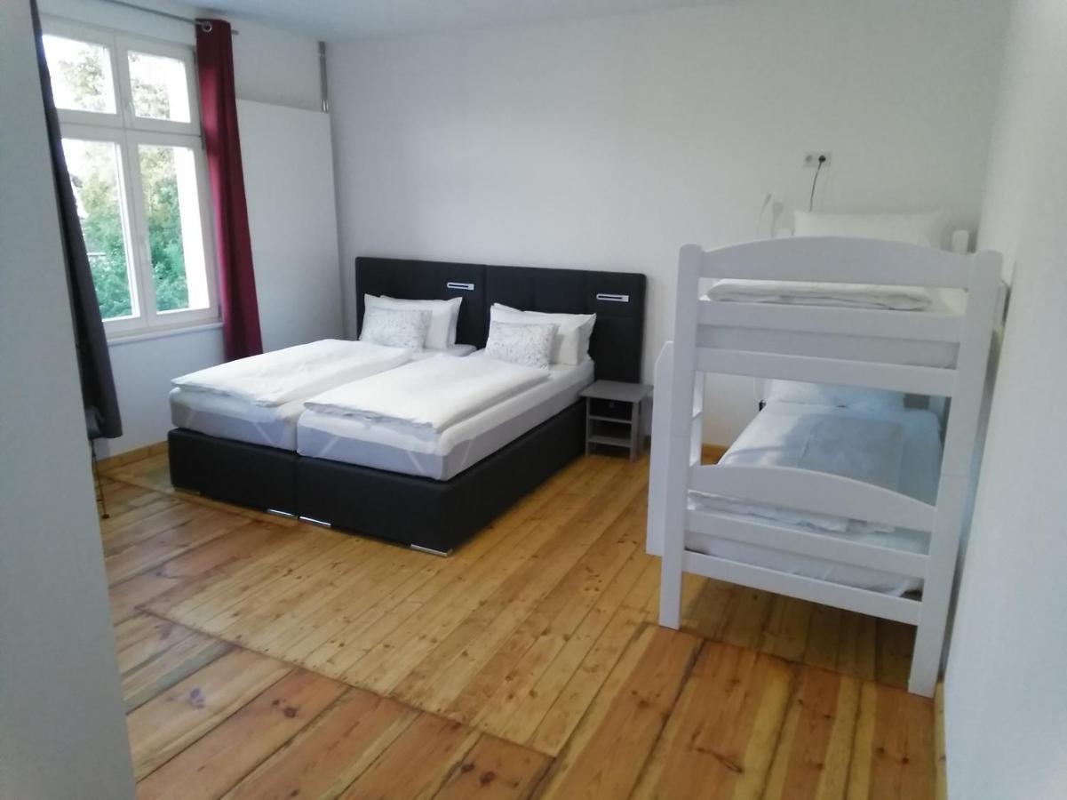 Pension-Fuerstenberghavel Sans Rival Extérieur photo